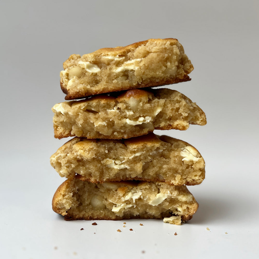 
                      
                        White Chocolate Macadamia
                      
                    