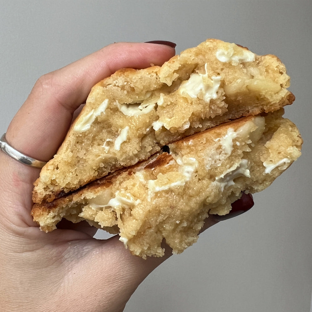 
                      
                        White Chocolate Macadamia
                      
                    